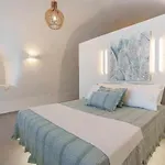 Crown Cactus Cave Villa *