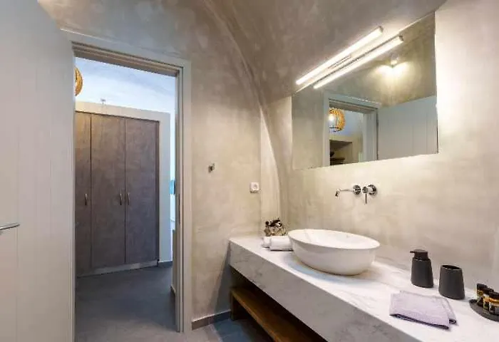 Crown Cactus Cave メッサリア