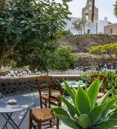 Villa Crown Cactus Cave Mesaria