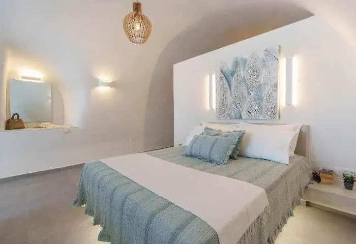 Crown Cactus Cave Villa *