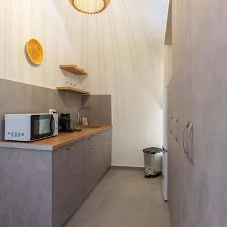 Crown Cactus Cave Villa *