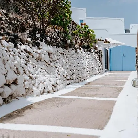 Crown Cactus Cave 메사리아