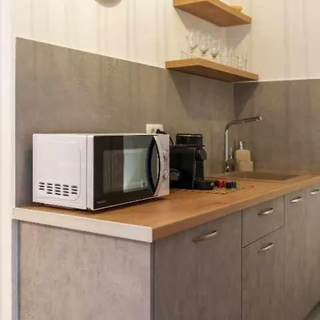 Villa Crown Cactus Cave Mesariá