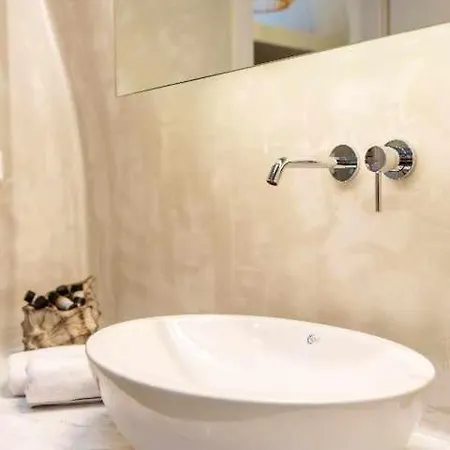 Villa Crown Cactus Cave