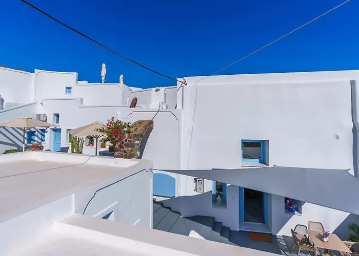 Crown Cactus Cave 메사리아